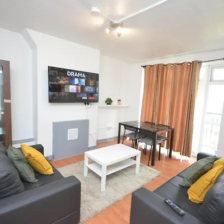 Beautiful London 2 Bedroom Flat Near Finsbury Park